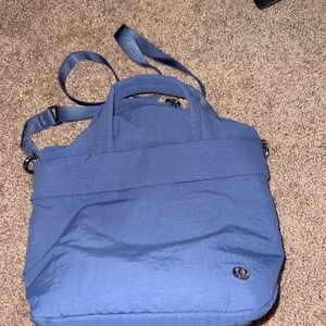 Lululemon on my level micro bag